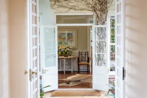 Lexden Guesthouse - Interior entrance