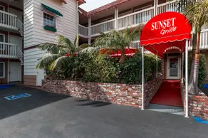 Ramada by Wyndham Costa Mesa/Newport Beach - Restaurant