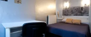 Hotel Le Parisien - Room