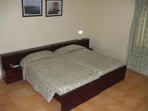 Coconut Grove Miners Lodge - Room