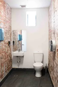 Bayside House - Bathroom