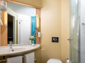 ibis Adana - Baño