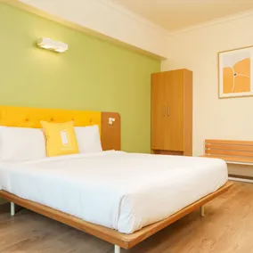 Bloom Hotel - Sector 62 - Quarto