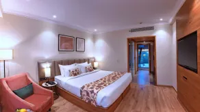 Royale Sarovar Portico Agra - Room