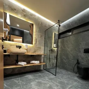 Hotel Joni Premium - Bathroom