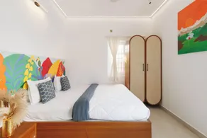 Villa Prism by StayJadePoolPyramid Room1hr Blr - Camera