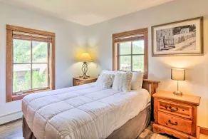 < 1 Mi to Slopes: Mtn-View Keystone Condo - Interior