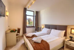 Hotel Europa - Skypool & Panorama - Chambre