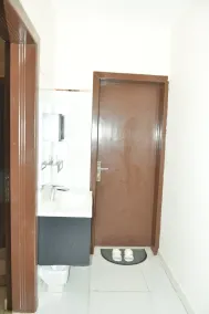 Al Taj Towers Hotel Apartments - Bathroom