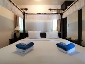 Holiday Villa, Lanta - Rom