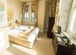 Camelot Castle Hotel - Habitación