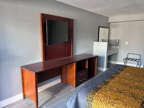 Airport Motor Inn - Chambre