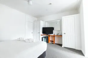 Unanderra Hotel - Room