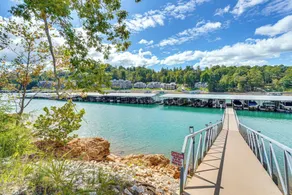Spacious Lake Norris Getaway w/ Resort Perks! - Interni