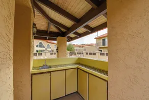 14 Mi to Dtwn: Phoenix Condo w/ Balcony & Spa! - Innenbereich