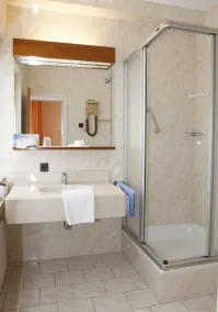 Standard-Einzelzimmer - Salle de bain