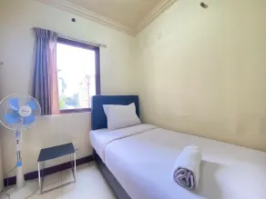 Simply 2BR at Majesty Apartment - Værelse