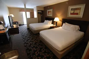 Express Suites Riverport Inn & Suites - Chambre