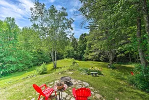 Vibrant Putney Cabin w/ Fire Pit: Hike & Ski! - Innenbereich
