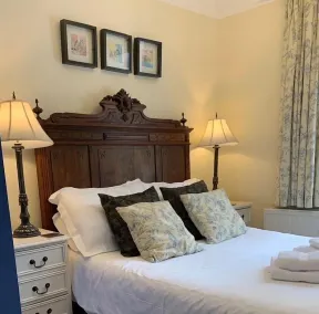 Gothic House - Room