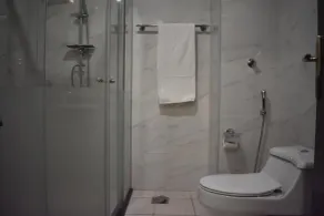 Snood Al Dana Hotel - Bathroom
