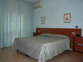 Hotel Daisy - Rum