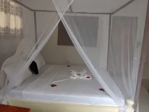 Zanz 14 Beach Bungalow - Room