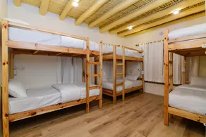 Raybo Hostel - Serene stay with 5 mins walk from the main market - Rum