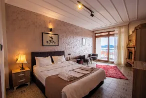 Cundera Hotel - Room