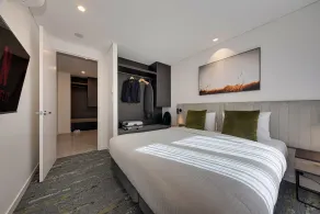 Littomore Suites Kingswood - Room
