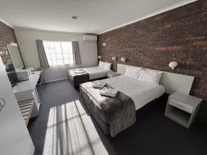 Shakespeare Motel - Room