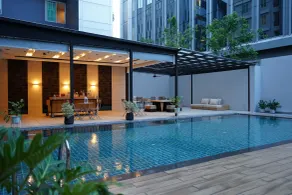Arize Hotel Sukhumvit - Basseng
