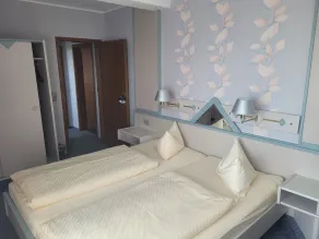 Ems-Hotel - Room