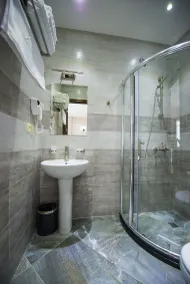Tbilisi Inn - Bathroom