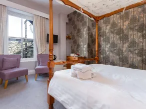 Elim House - Rom