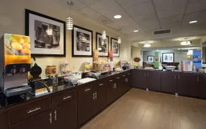 Hampton Inn Gainesville - Restaurang