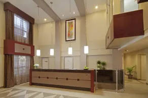 Travelodge by Wyndham Oshawa Whitby - Réception