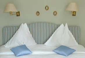 Hotel Schloss Leonstain - Chambre