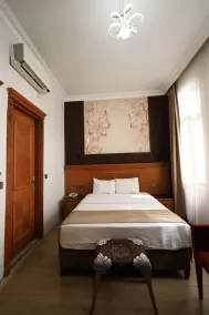 New House Hotel - Room
