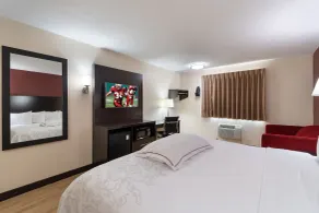 Red Roof Inn PLUS+ Huntsville - Chambre