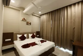 Hotel Raj Residency - Chambre
