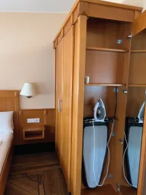 The KRAL - Business Hotel & Serviced Apartments - Room