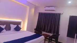 HoTEL JAGAPATHI INTERNATIONAL - Zimmer
