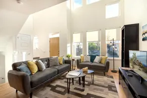 Remarkable home near Old Town, Breweries, & River! - Chambre