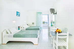Xenios Port Marina Hotel - Chambre
