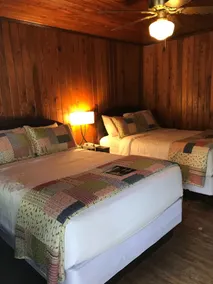 Riverside Lodge at Chimney Rock - Room