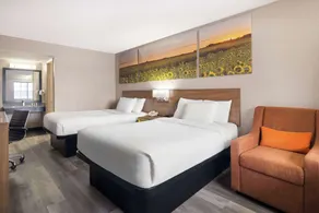 Days Inn & Suites by Wyndham Kokomo - Chambre