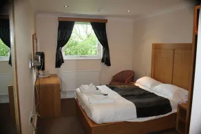 The Windmill Hotel - Habitación