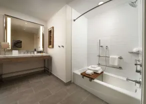 Canopy by Hilton Dallas Frisco Station, TX - Salle de bain
