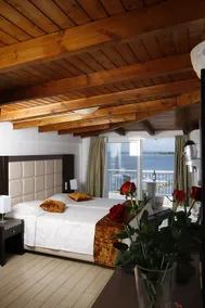 Nirikos Hotel - Chambre